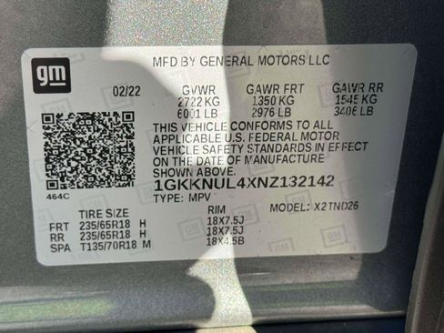 Used 2022 GMC Acadia SLT w/ LPO, Roadside Safety Package image 16