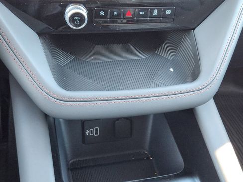 New 2026 Ford Explorer Active w/ Active Comfort Package image 19