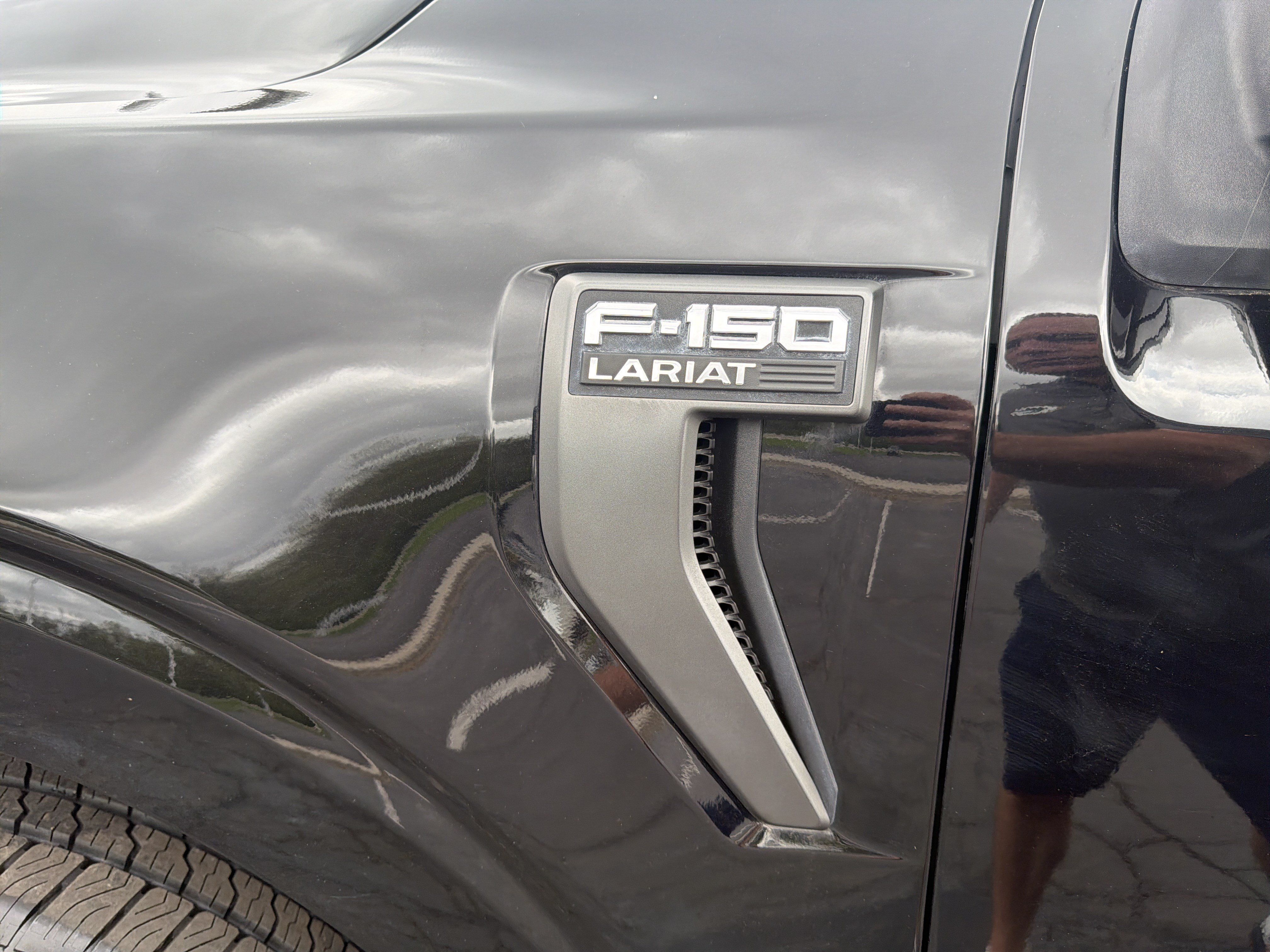 Used 2023 Ford F150 Lariat w/ Equipment Group 502A High AWD/4WD image 35