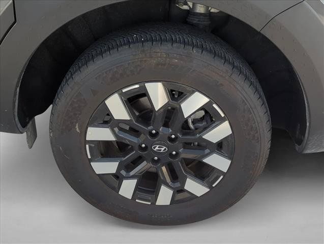 Used 2026 Hyundai Santa Cruz SEL FWD image 6