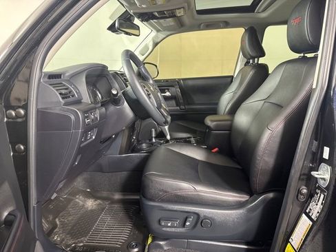 Used 2023 Toyota 4Runner TRD Off-Road Premium image 11