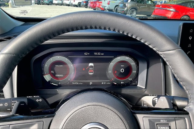 Certified 2024 Nissan Rogue SL w/ SL Premium Package FWD image 18