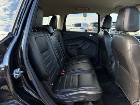 Used 2017 Ford Escape Titanium image 16