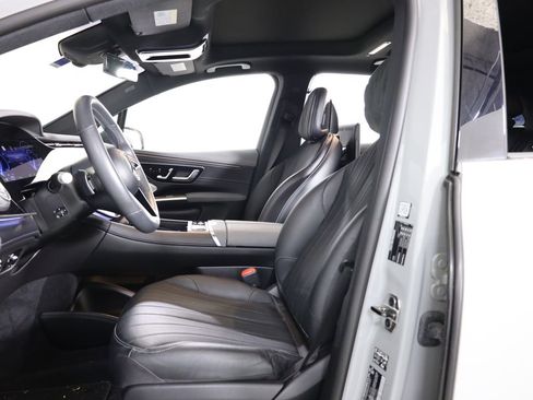 Used 2023 Mercedes-Benz EQS 580 4MATIC SUV image 29