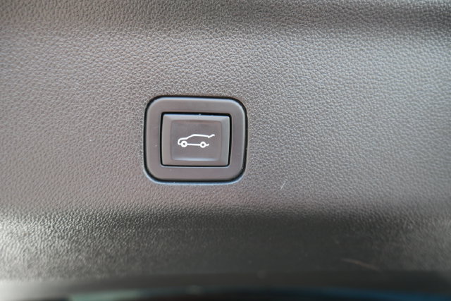 Used 2024 Cadillac Escalade Sport w/ LPO, ONYX Package AWD/4WD image 12