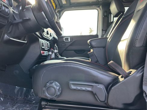 Used 2020 Jeep Gladiator Rubicon image 19