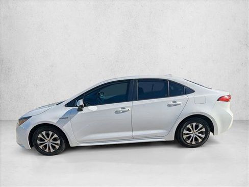 Used 2020 Toyota Corolla LE image 8