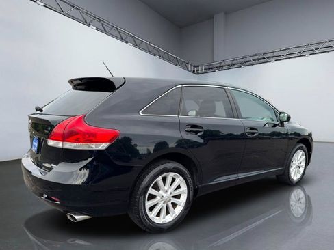 Used 2010 Toyota Venza AWD image 7