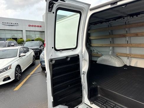 Used 2025 GMC Savana 2500 w/ Driver Convenience Package RWD image 26