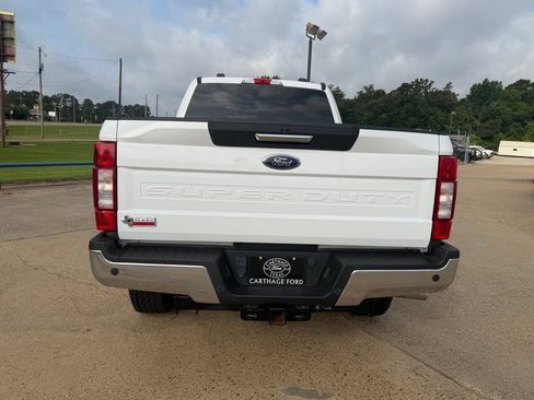 Used 2021 Ford F250 XLT w/ XLT Premium Package AWD/4WD image 4
