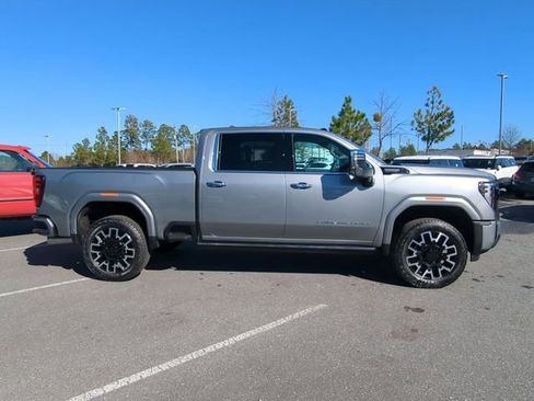 New 2026 GMC Sierra 2500 Denali Ultimate image 4