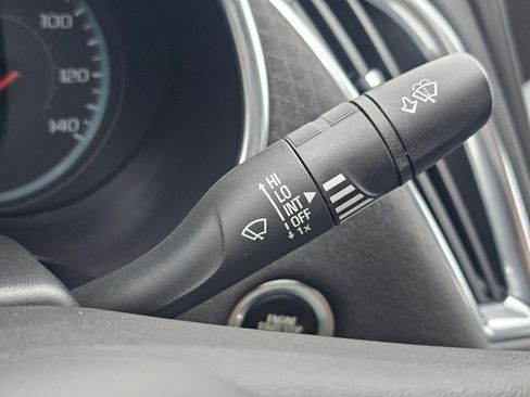 Used 2020 Chevrolet Malibu LT image 40