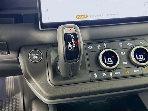 Used 2025 Land Rover Defender 110 S image 19