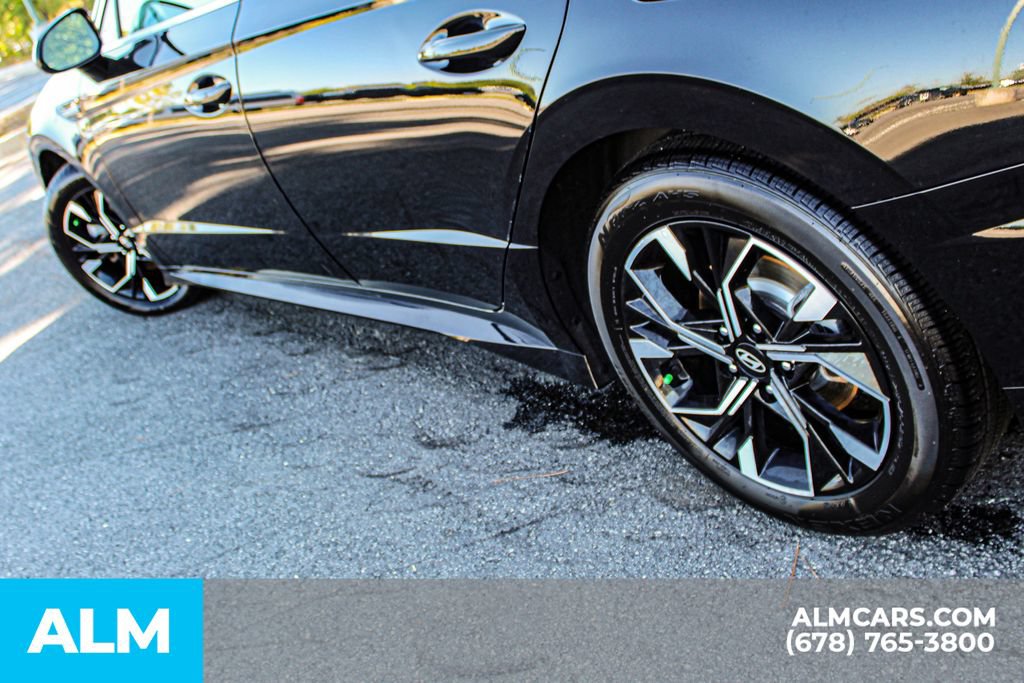 Used 2025 Hyundai Sonata SEL FWD image 14