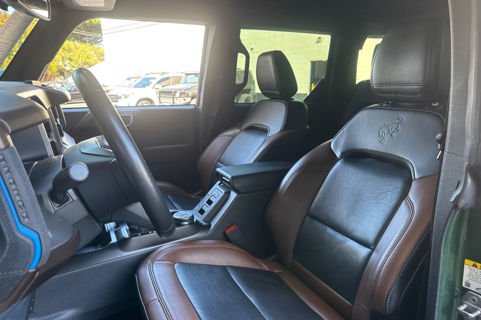 Used 2022 Ford Bronco Outer Banks w/ Sasquatch Package AWD/4WD image 5