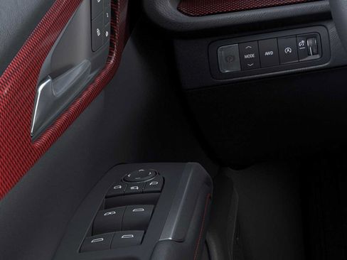 New 2026 Chevrolet Traverse RS w/ LPO, Floor Liner Package AWD/4WD image 22