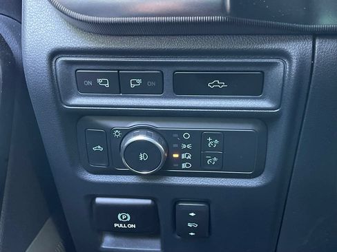 Used 2023 Ford F150 Platinum w/ Equipment Group 701A High AWD/4WD image 13