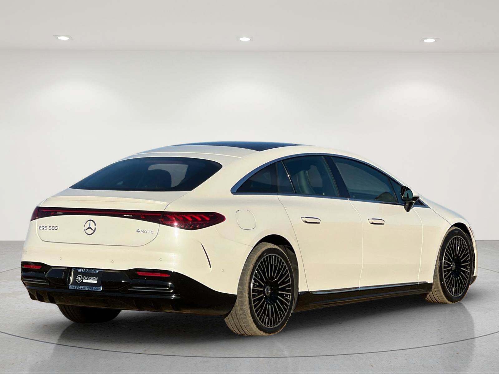 Certified 2022 Mercedes-Benz EQS 580 4MATIC Sedan image 5
