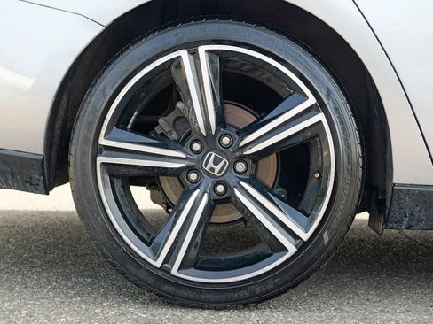 Used 2023 Honda Accord Sport image 13