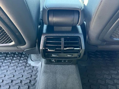 Used 2022 Audi Q3 2.0T Premium Plus w/ Premium Plus Package image 21