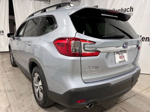 Used 2023 Subaru Ascent Premium w/ Convenience Package AWD/4WD image 5