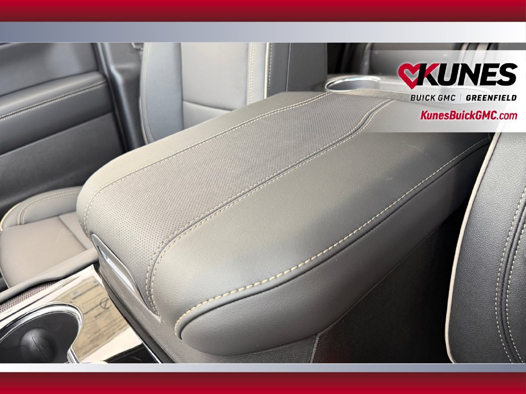 New 2027 GMC Yukon Elevation w/ Elevation Premium Package AWD/4WD image 29