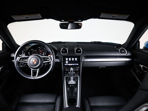 Certified 2020 Porsche 718 Cayman RWD image 22