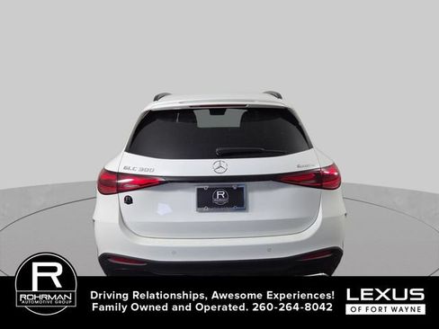 Used 2026 Mercedes-Benz GLC 300 4MATIC image 8