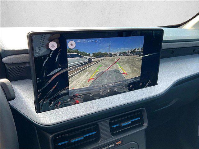 New 2026 Ford Maverick XLT w/ XLT Luxury Package FWD image 18