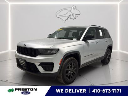 Used 2025 Jeep Grand Cherokee Altitude