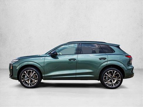 New 2026 Audi Q3 quattro 2.0T AWD/4WD image 8