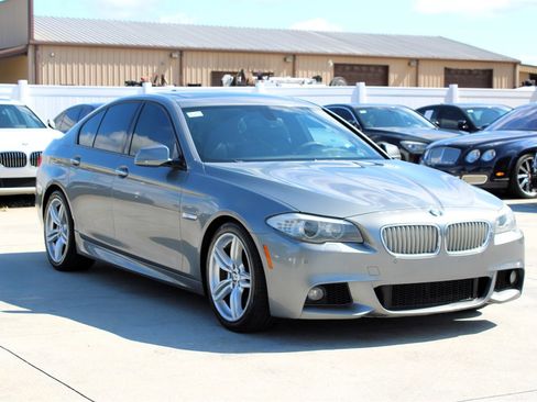 Used 2013 BMW 550i Sedan image 9