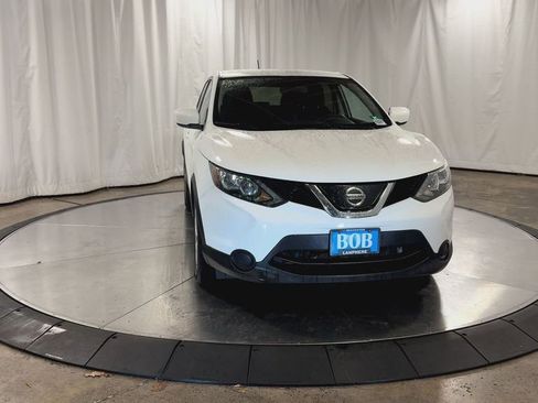 Used 2018 Nissan Rogue Sport S w/ S Appearance Package image 4