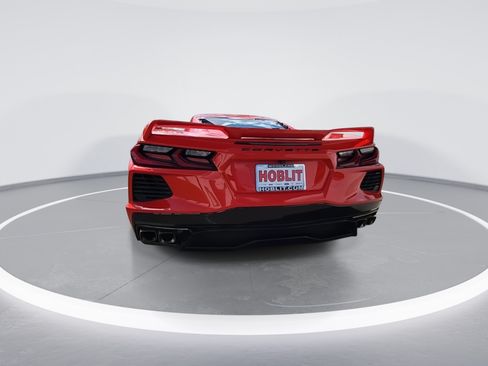 Used 2021 Chevrolet Corvette Stingray Coupe w/ Z51 Performance Package RWD image 7