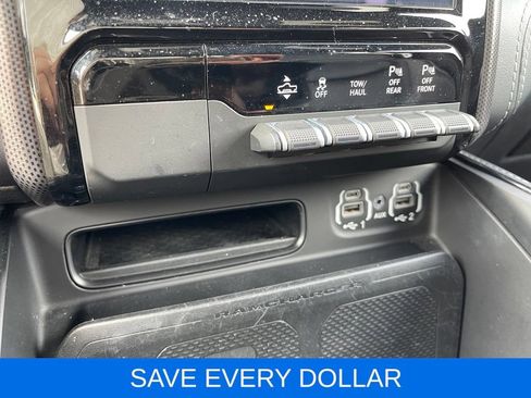 Used 2022 RAM 1500 Limited AWD/4WD image 16