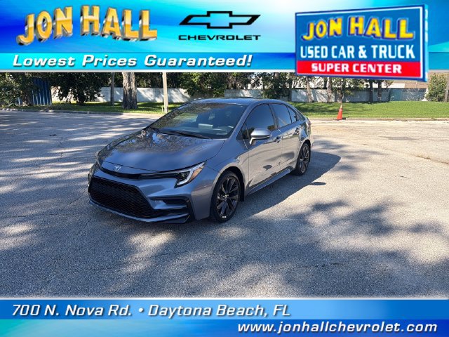 Used 2026 Toyota Corolla SE FWD image 3