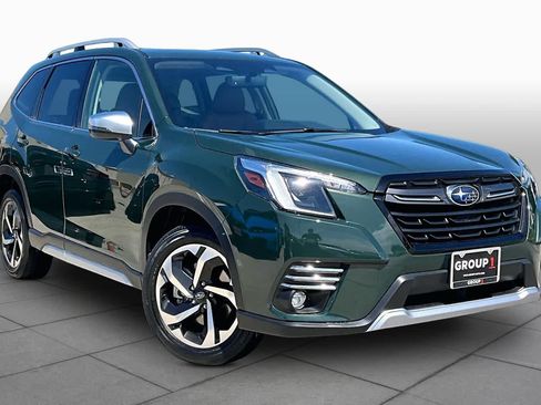 Used 2022 Subaru Forester Touring AWD/4WD image 3