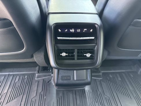 Used 2025 Cadillac Lyriq Luxury w/ LPO, Floor Liner Package AWD/4WD image 18