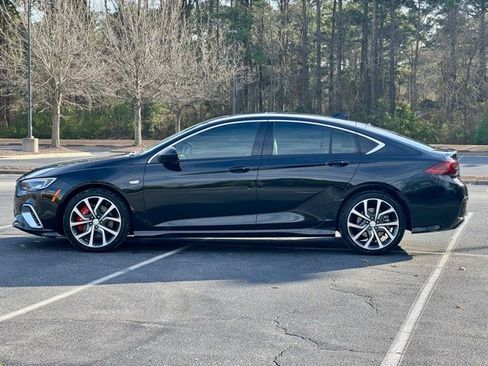 Used 2019 Buick Regal GS image 3