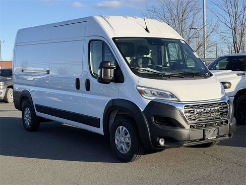 New 2026 RAM ProMaster 2500 w/ Quick Order Package 22G SLT image 1