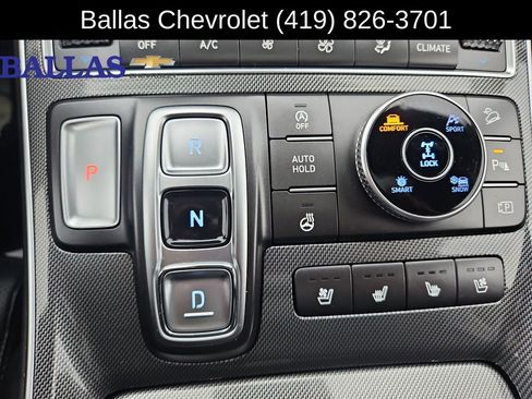 Used 2023 Hyundai Santa Fe Limited image 16