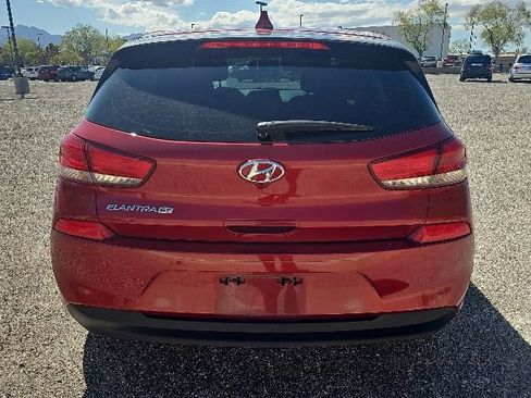 Used 2020 Hyundai Elantra GT FWD image 5