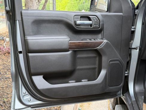 Used 2020 GMC Sierra 1500 SLT w/ SLT Premium Package image 28