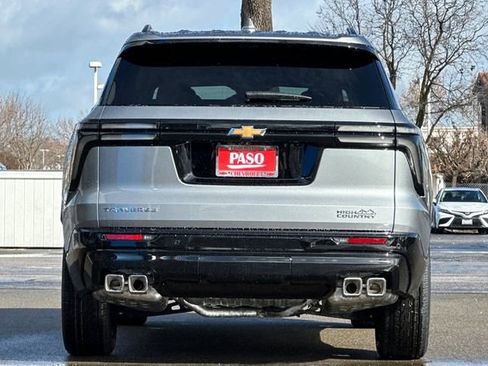 New 2026 Chevrolet Traverse High Country image 6