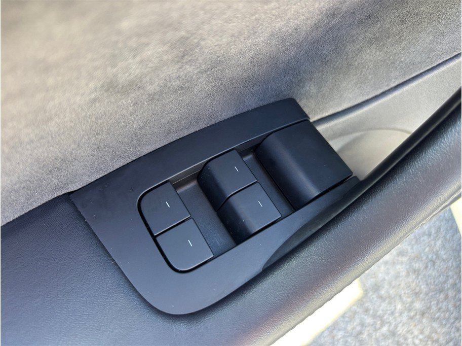 Used 2022 Tesla Model 3 RWD image 19