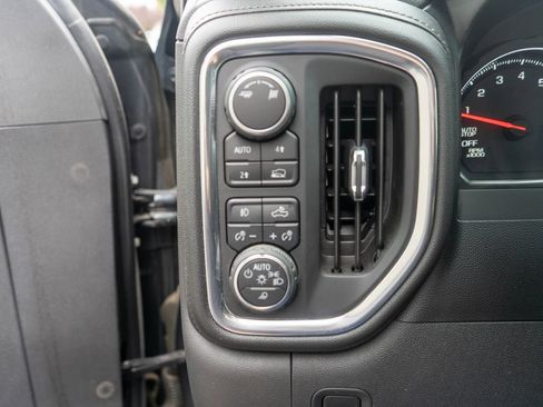 Certified 2019 Chevrolet Silverado 1500 LTZ w/ LTZ Premium Package AWD/4WD image 26