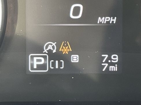 Certified 2025 Subaru Crosstrek 2.0i Premium image 21