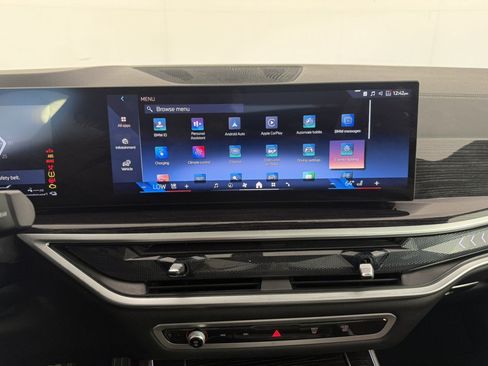 Used 2025 BMW X5 xDrive50e w/ M Sport Package AWD/4WD image 20