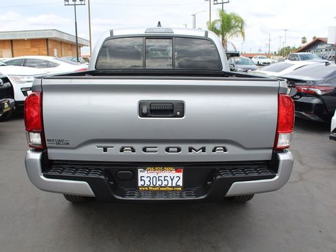 Used 2020 Toyota Tacoma SR w/ SR Convenience Package image 6