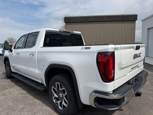 Used 2024 GMC Sierra 1500 SLT image 3